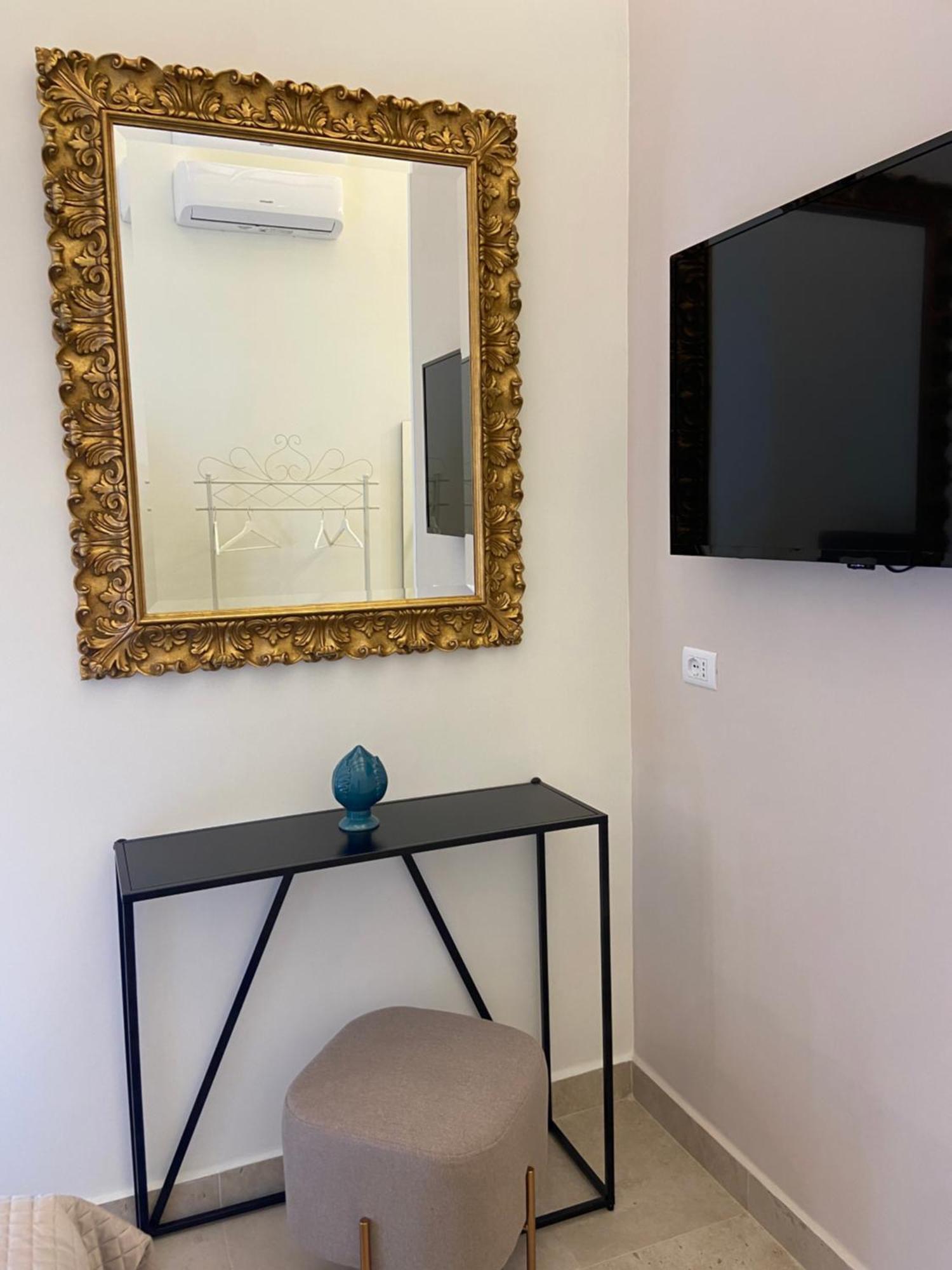 Dimora Don Pasquale Napoli Bed & Breakfast Exterior photo