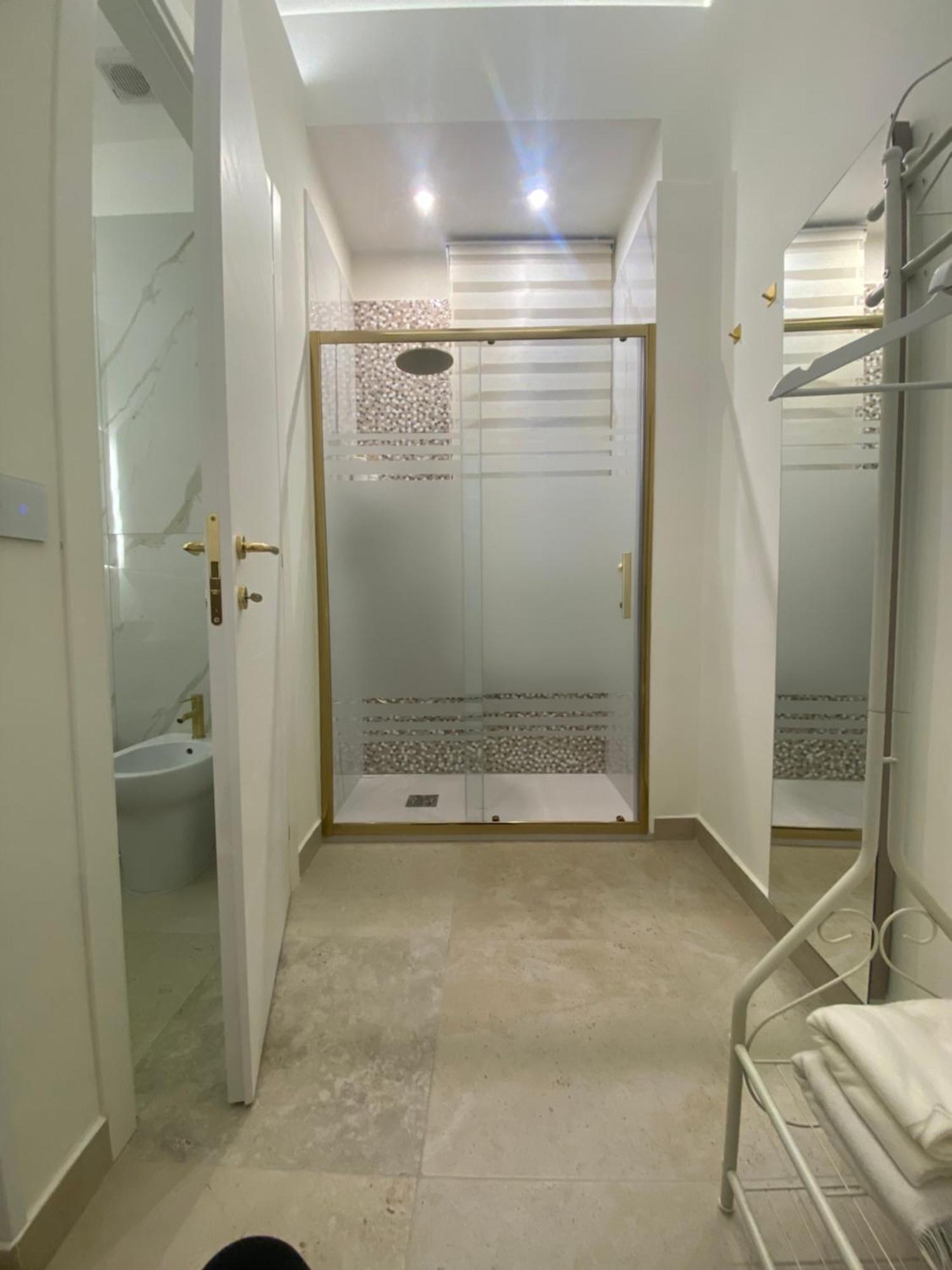 Dimora Don Pasquale Napoli Bed & Breakfast Exterior photo