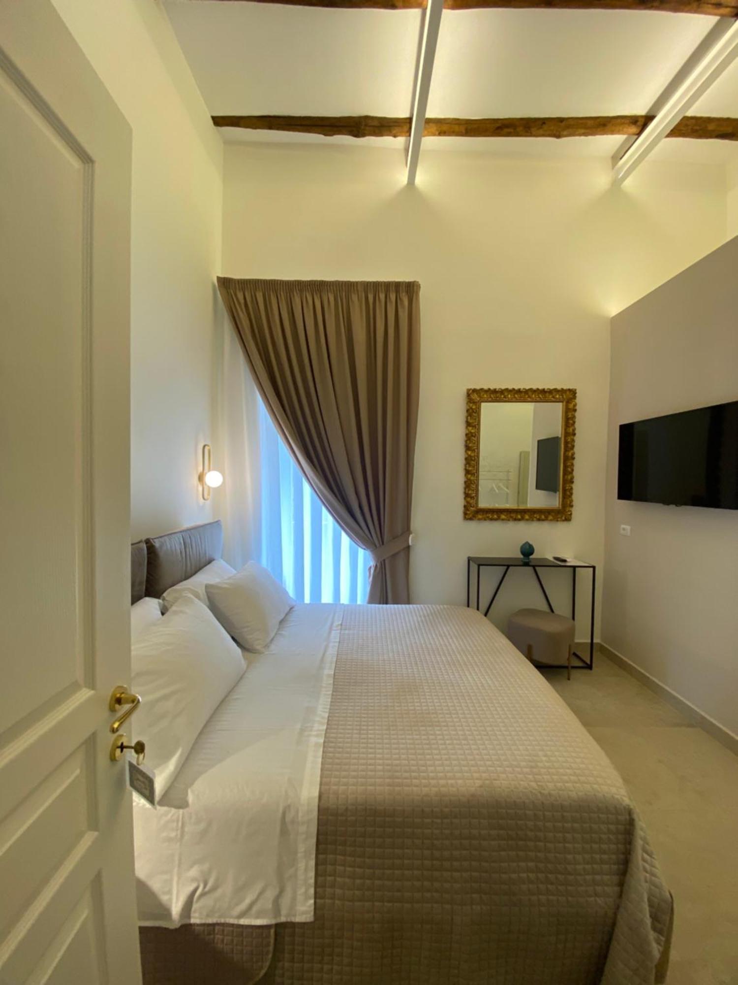 Dimora Don Pasquale Napoli Bed & Breakfast Exterior photo