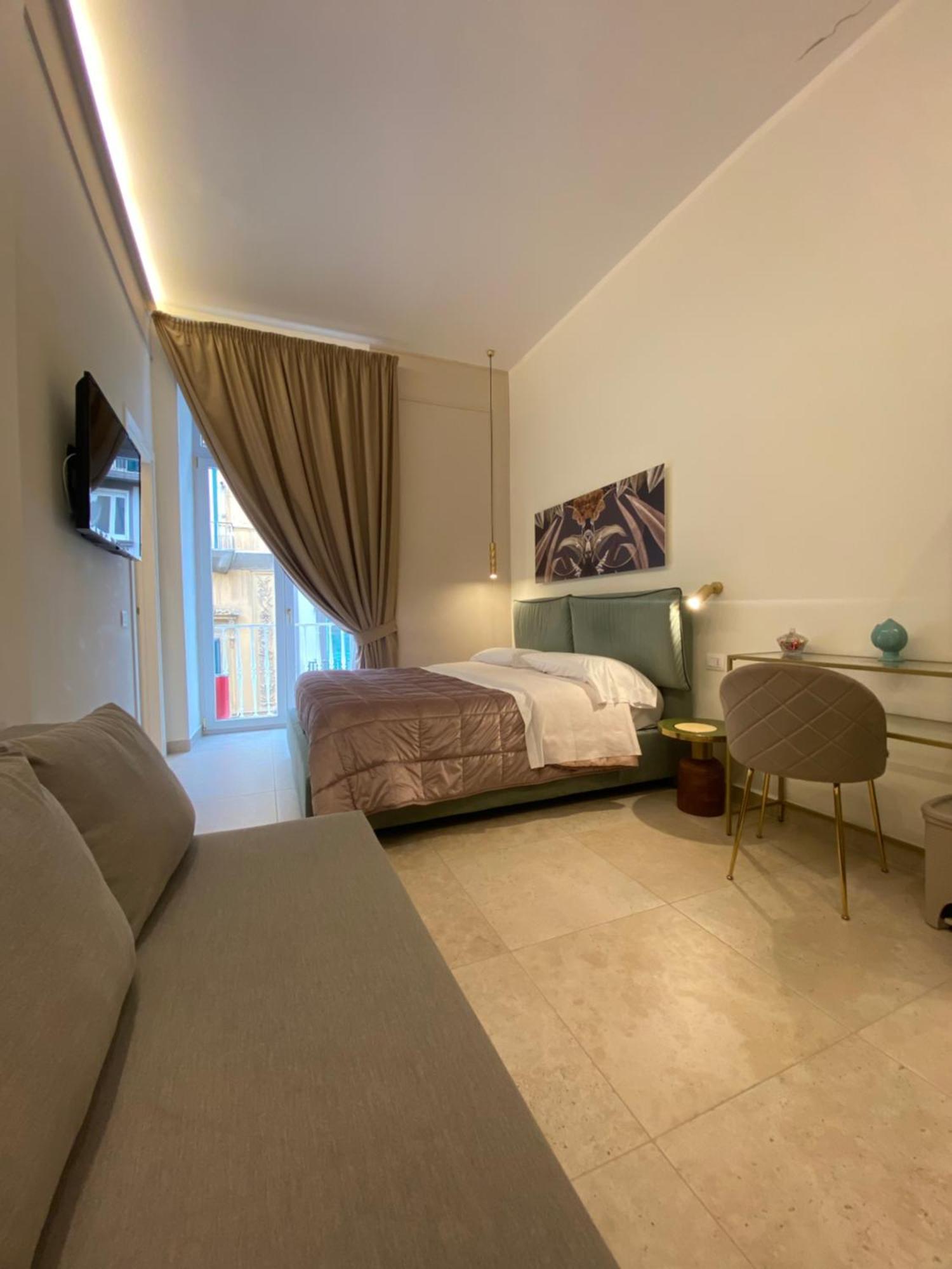 Dimora Don Pasquale Napoli Bed & Breakfast Exterior photo